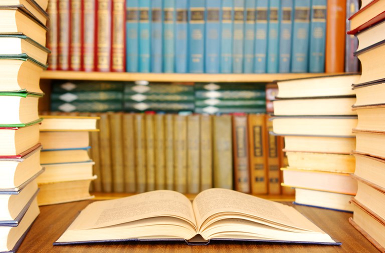 Bücher.jpg