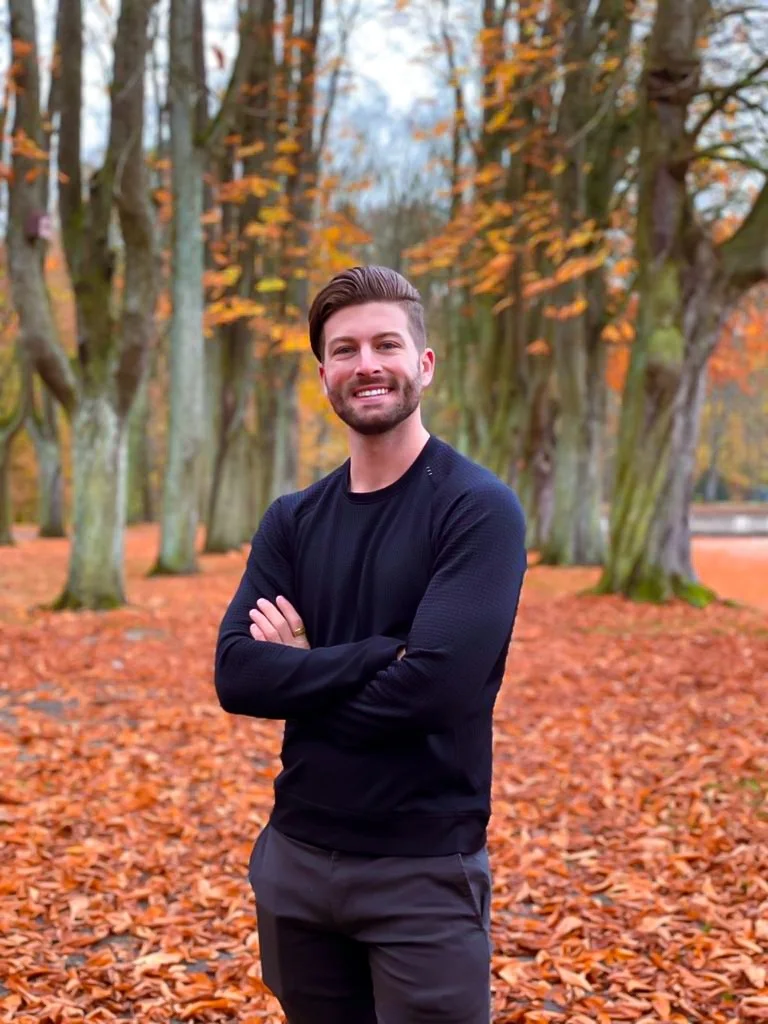 Kirby Headshot 2 16.11.2021.jpg