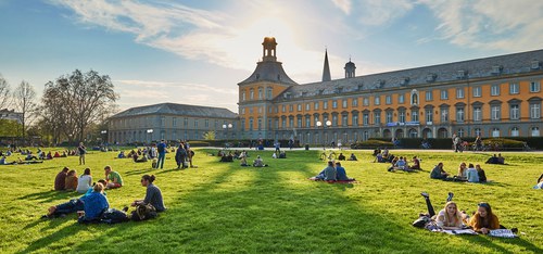 Uni-Bonn_VolkerLannert.jpg