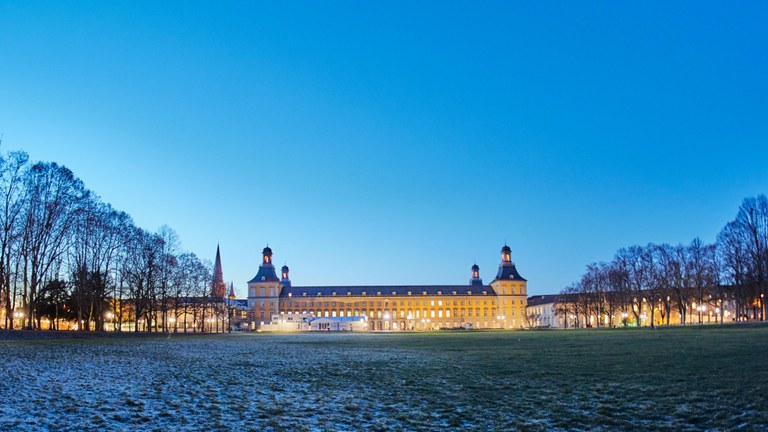 uni_vl_hofgarten_211221_010_slider.jpg